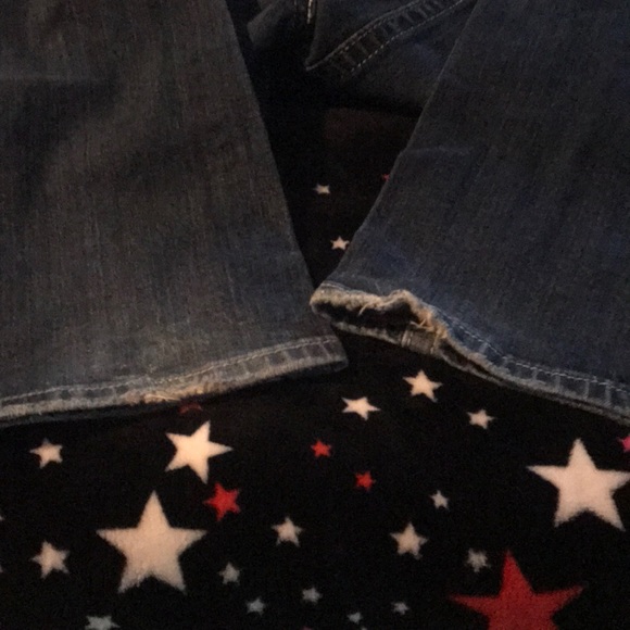 Miss Me Jeans - Picture 2 of 4